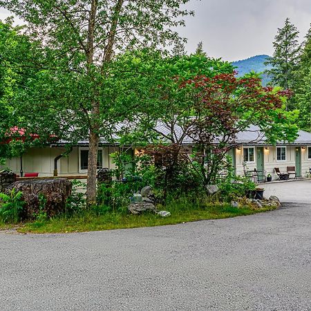 Barefoot Villas And Retreat Christina Lake Bagian luar foto
