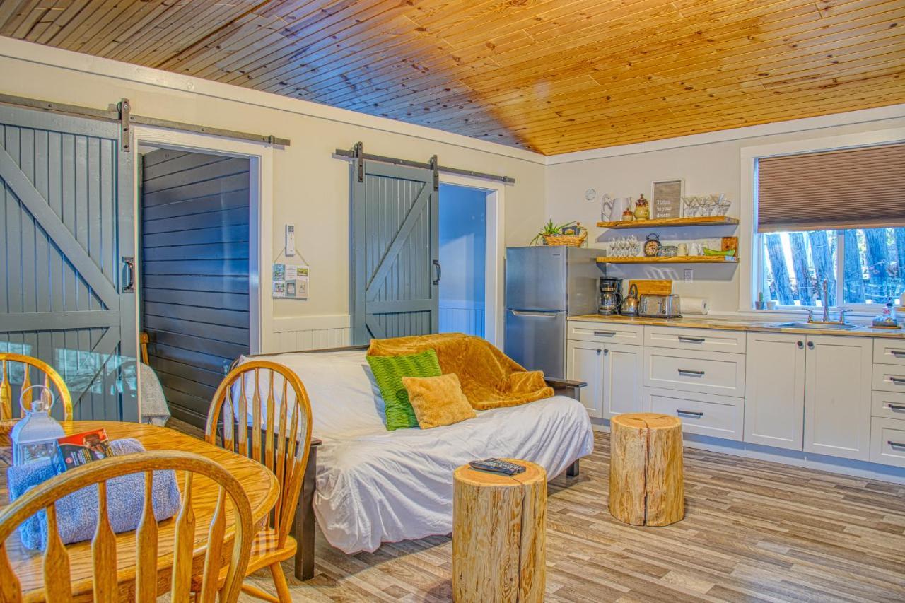 Barefoot Villas And Retreat Christina Lake Bagian luar foto