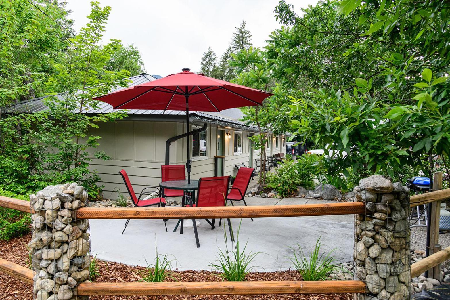 Barefoot Villas And Retreat Christina Lake Bagian luar foto