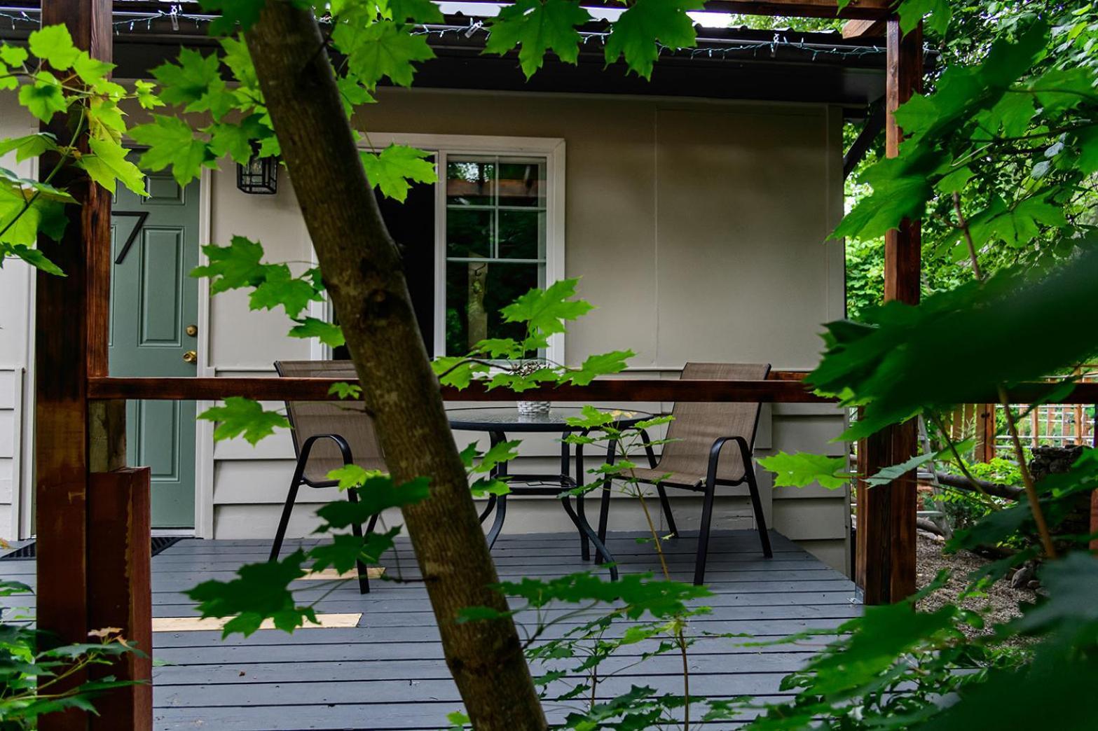 Barefoot Villas And Retreat Christina Lake Bagian luar foto